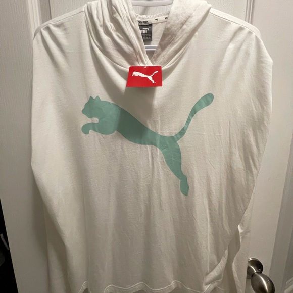 Exercise tee. - Picture 2 of 3